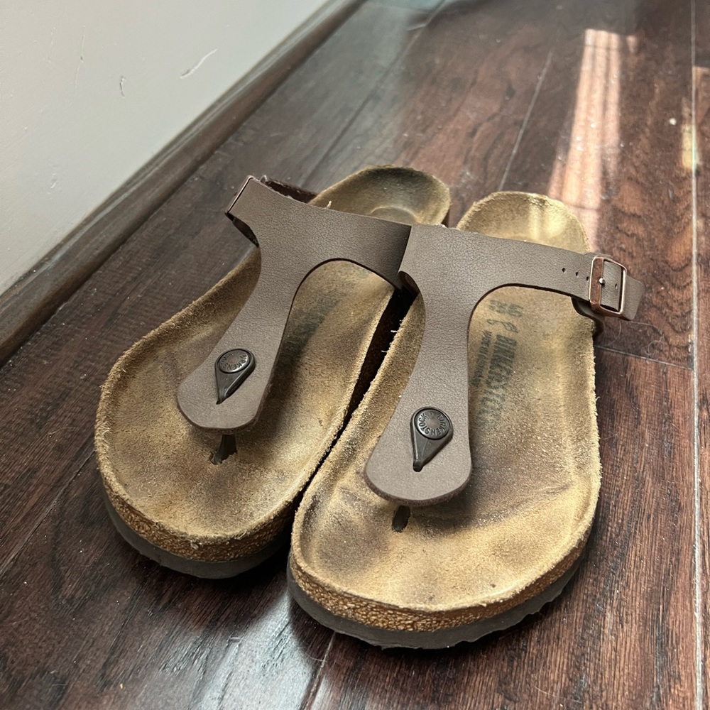Birkenstock sandals size 9